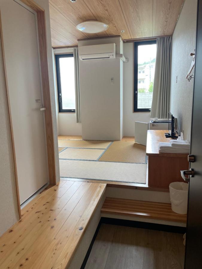 Pangoo Onna Japanese Style Hotel Esterno foto